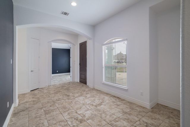 100 Kirkhill CV, Hutto, TX 78634