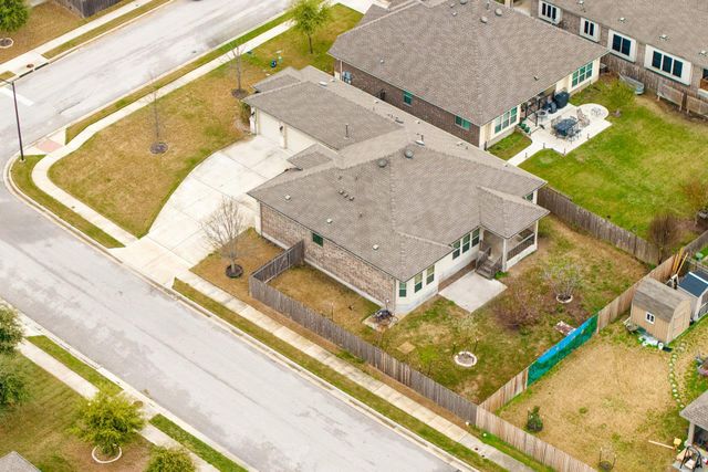 100 Kirkhill CV, Hutto, TX 78634