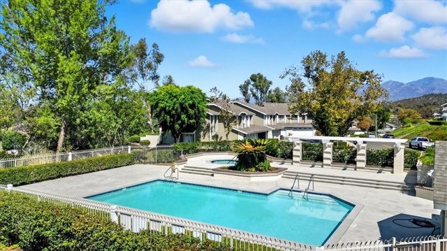 23401 Via Linda C, Mission Viejo, CA 92691