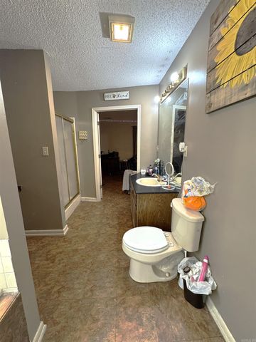 108 Martin Dr W, Wynne, AR 72396