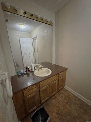 108 Martin Dr W, Wynne, AR 72396