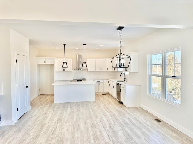 3020 Locust Blossom Cove, Lexington, KY 40511