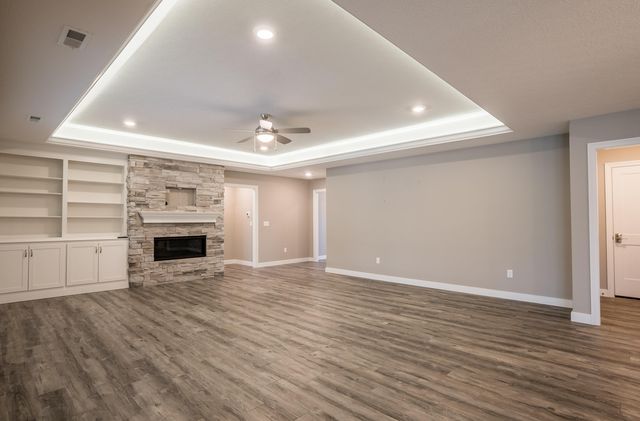 607 W Bentley Circle 607 W Bentley Circle, Troy, OH 45373
