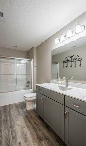 607 W Bentley Circle 607 W Bentley Circle, Troy, OH 45373