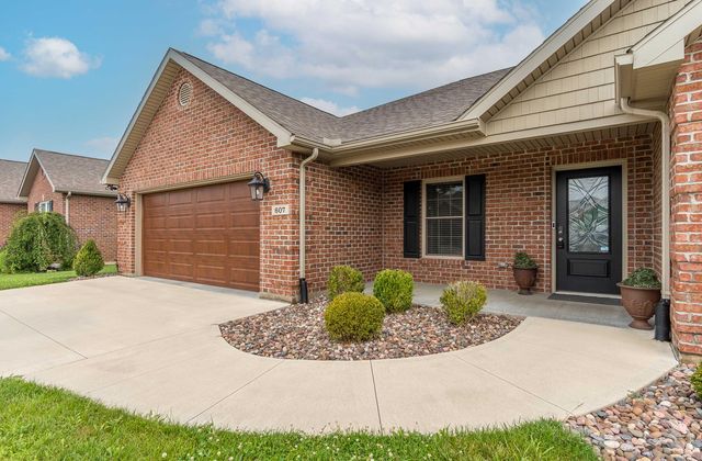 607 W Bentley Circle 607 W Bentley Circle, Troy, OH 45373