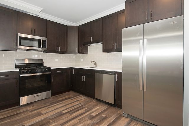 4117 S Michigan Avenue 2N, Chicago, IL 60653