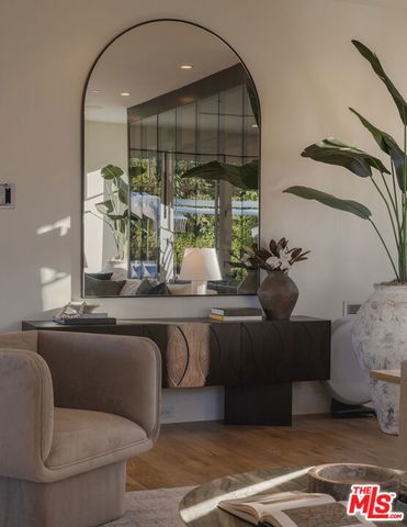 1722 San Remo Drive, Pacific Palisades, CA 90272