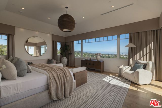 1722 San Remo Drive, Pacific Palisades, CA 90272