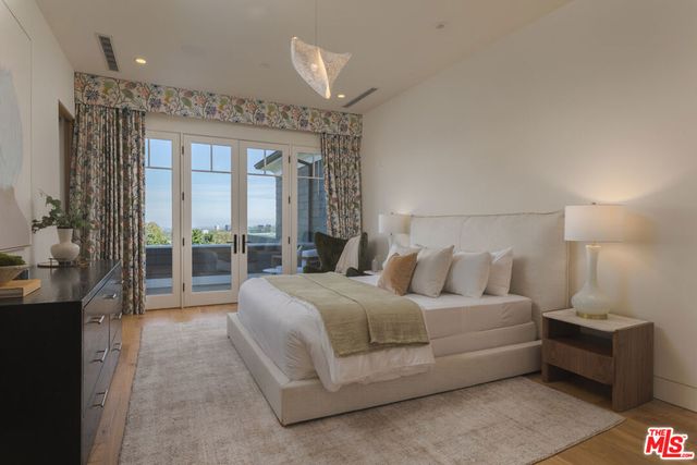 1722 San Remo Drive, Pacific Palisades, CA 90272