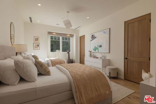 1722 San Remo Drive, Pacific Palisades, CA 90272