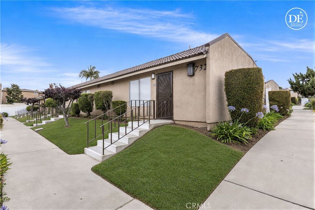 732 W Lambert 34, La Habra, CA 90631