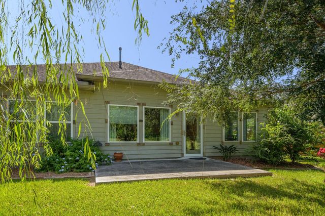 4018 Avenue L, Santa Fe, TX 77510