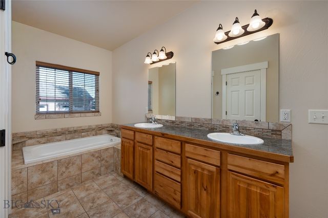 207 Pattee Trail, Bozeman, MT 59718