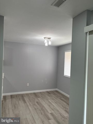 5464 85TH AVE #201, Hyattsville, MD 20784