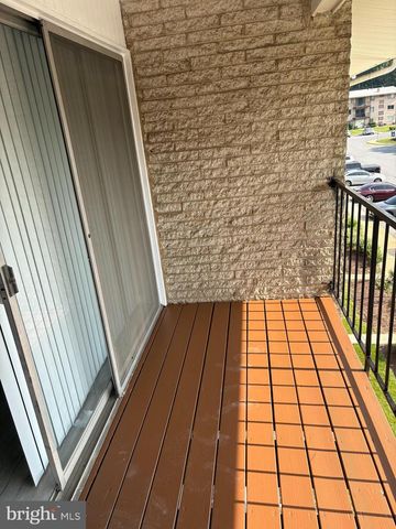 5464 85TH AVE #201, Hyattsville, MD 20784