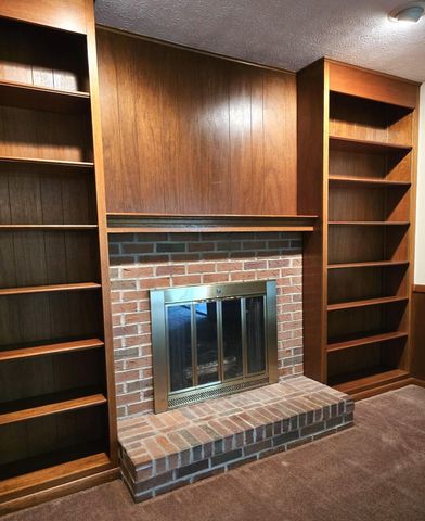6169 Meadow Wood Lane, Columbus, OH 43228