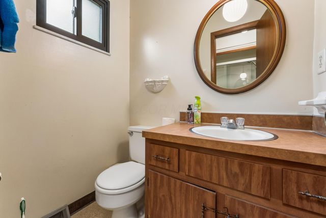 6169 Meadow Wood Lane, Columbus, OH 43228