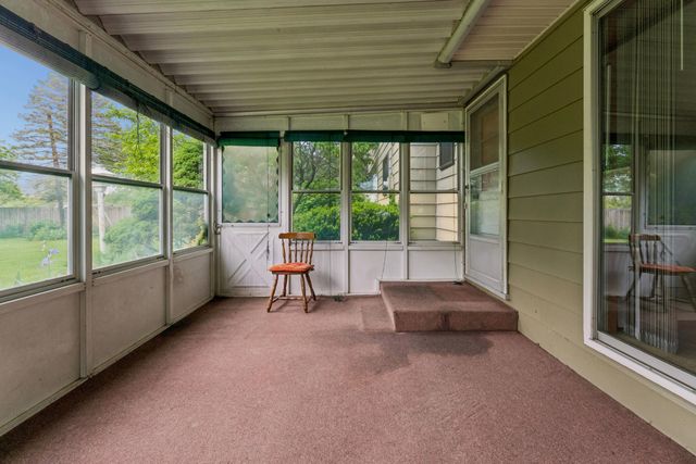 6169 Meadow Wood Lane, Columbus, OH 43228