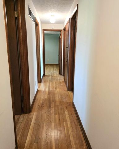 6169 Meadow Wood Lane, Columbus, OH 43228