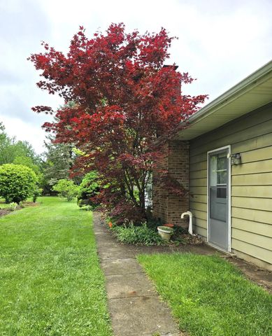 6169 Meadow Wood Lane, Columbus, OH 43228