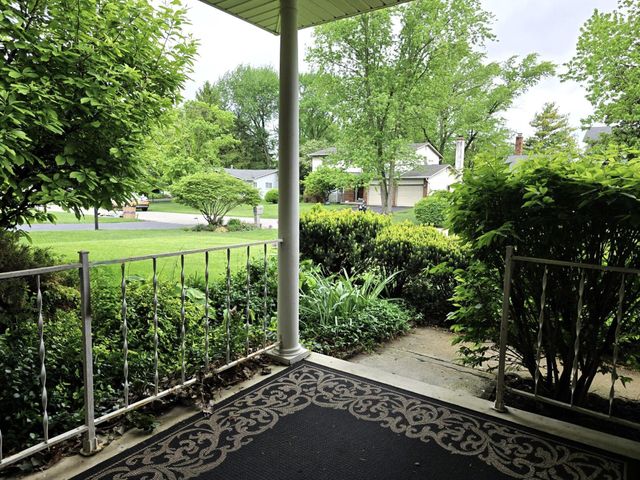 6169 Meadow Wood Lane, Columbus, OH 43228