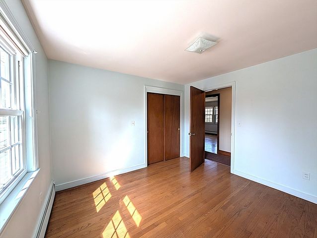 1 Louise St, Maynard, MA 01754