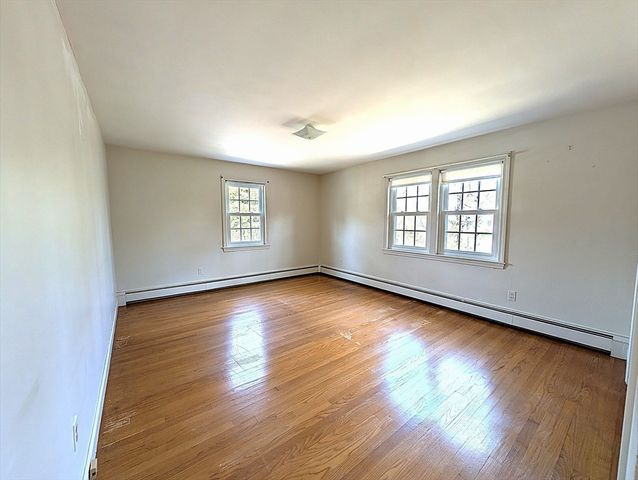 1 Louise St, Maynard, MA 01754