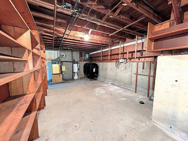 1 Louise St, Maynard, MA 01754