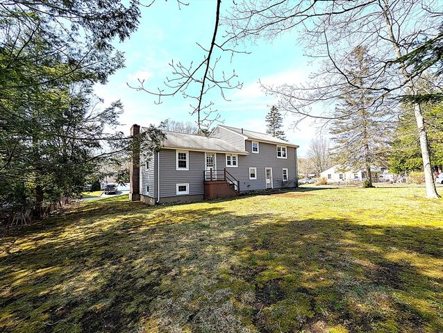 1 Louise St, Maynard, MA 01754