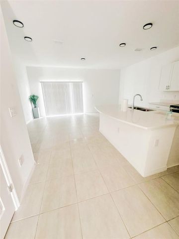 5924 WHETSTONE COURT, Palmetto, FL 34221