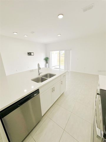 5924 WHETSTONE COURT, Palmetto, FL 34221