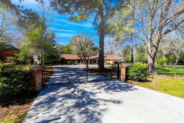 18926 Wildrose Lane, Tomball, TX 77377