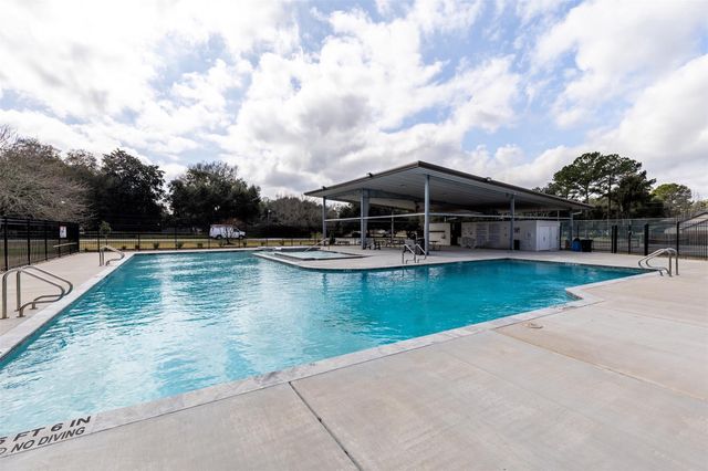 18926 Wildrose Lane, Tomball, TX 77377