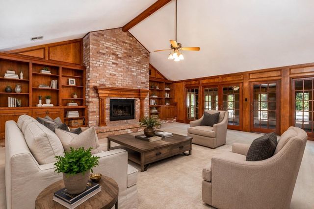 18926 Wildrose Lane, Tomball, TX 77377