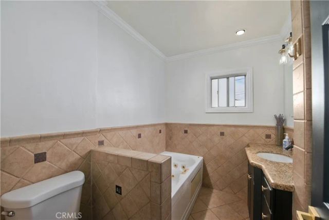 13568 Ottoman, Arleta, CA 91331