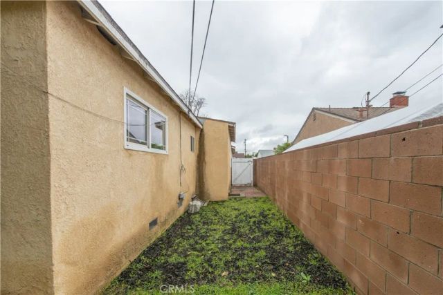 13568 Ottoman, Arleta, CA 91331