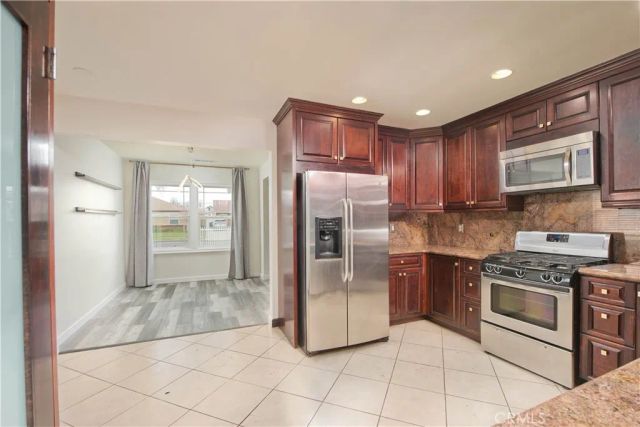 13568 Ottoman, Arleta, CA 91331