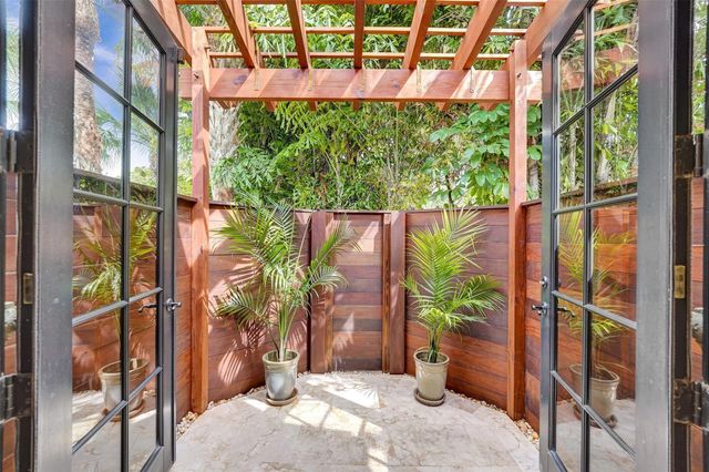 2321 SW 26th Avenue, Fort Lauderdale, FL 33312