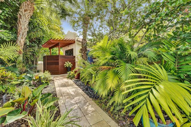 2321 SW 26th Avenue, Fort Lauderdale, FL 33312