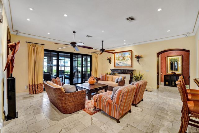 2321 SW 26th Avenue, Fort Lauderdale, FL 33312