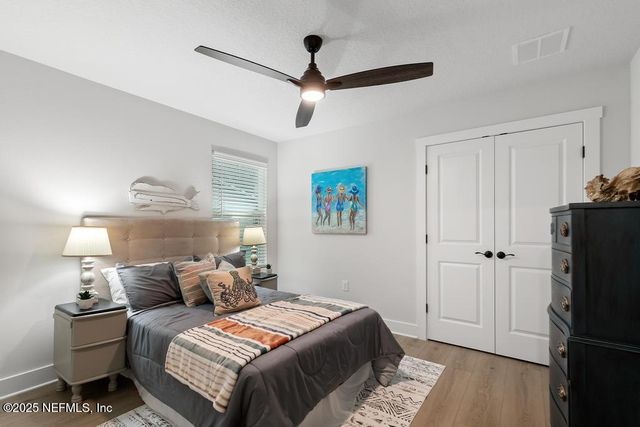 5124 PARETE Road S, Jacksonville, FL 32218