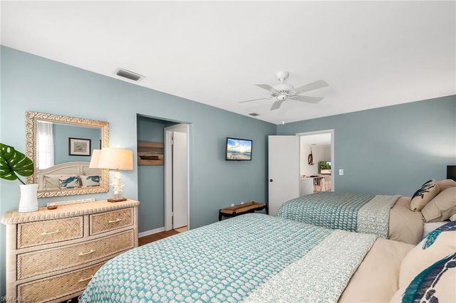 1149 Bond CT, Marco Island, FL 34145