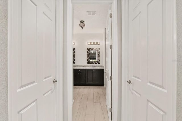 9814 SW 92ND STREET, Ocala, FL 34481