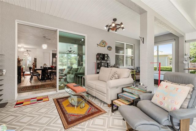9814 SW 92ND STREET, Ocala, FL 34481
