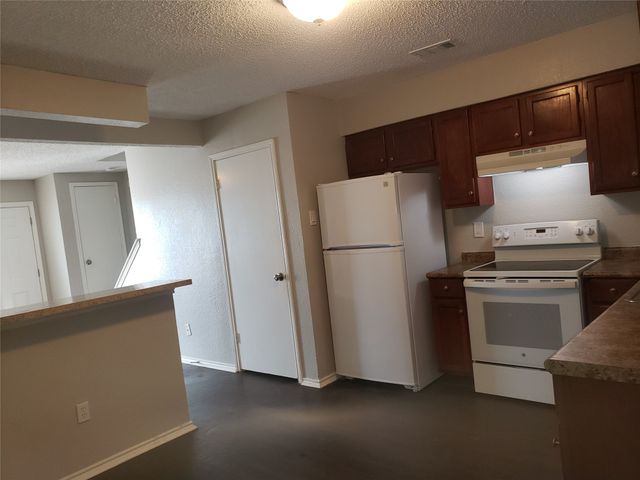 644 S Rogers Road, Irving, TX 75060