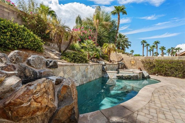 60585 Desert Rose Drive, La Quinta, CA 92253