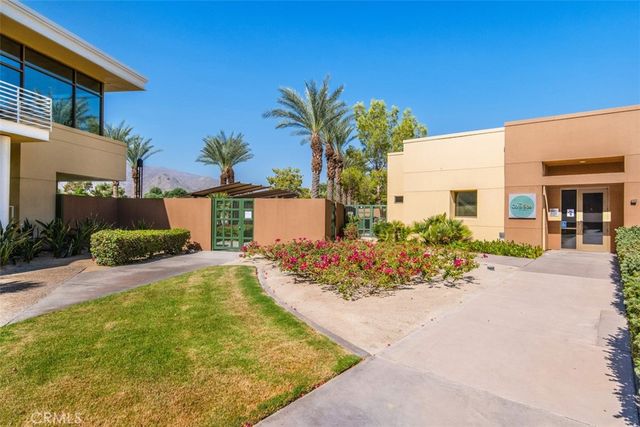 60585 Desert Rose Drive, La Quinta, CA 92253