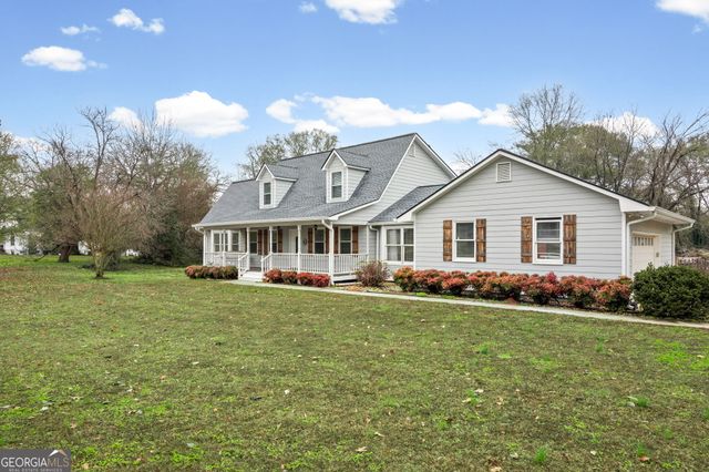 8 Cameron Street, Moreland, GA 30259