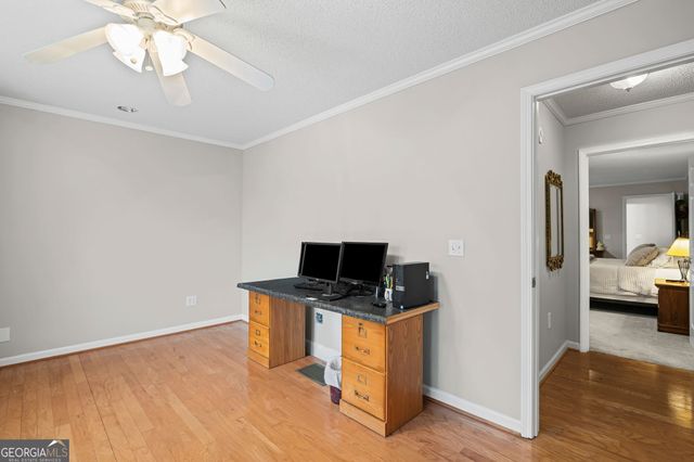 8 Cameron Street, Moreland, GA 30259