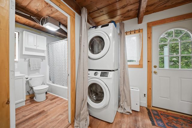 26 Bobolink Lane, Hillsborough, NH 03244